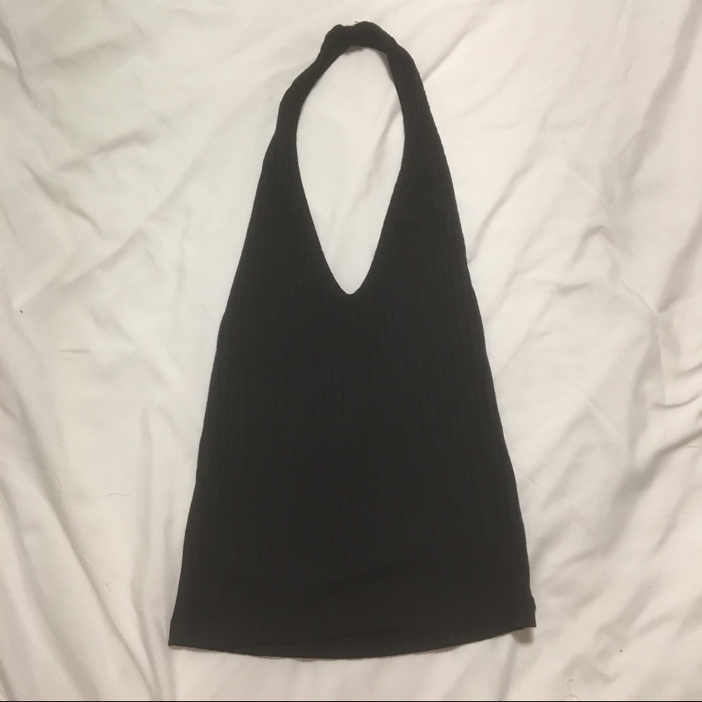 Ribbed halter top